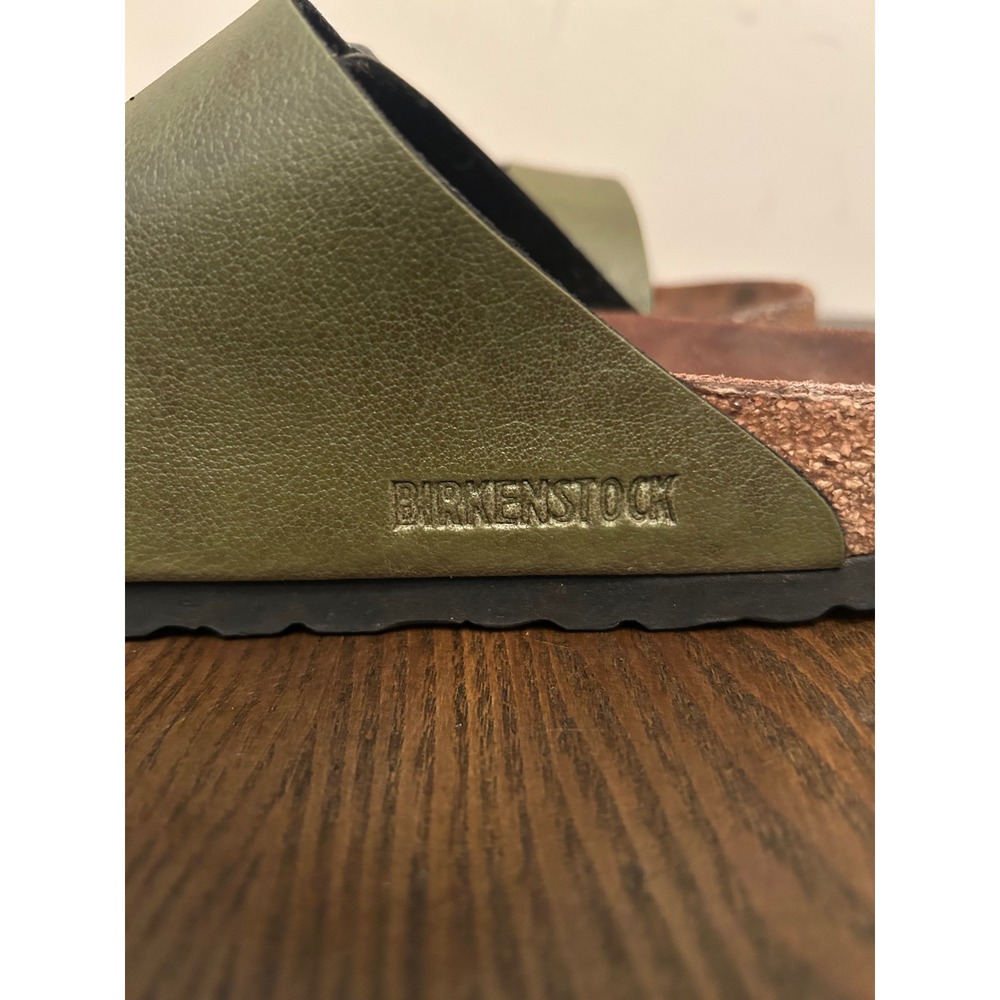 Birkenstock Arizona Sandals featuring two straps Olive Green Women's 9 Men's 7 - Picture 7 of 15